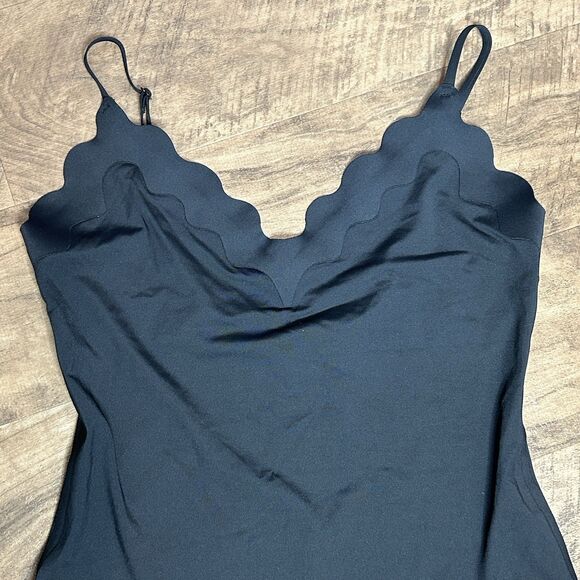 Black Scalloped Swimsuit Cheeky High Cut - Picture 4 of 8